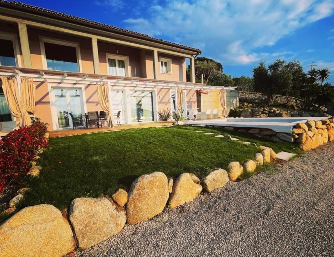 Villa Messina كابوليفيري المظهر الخارجي الصورة